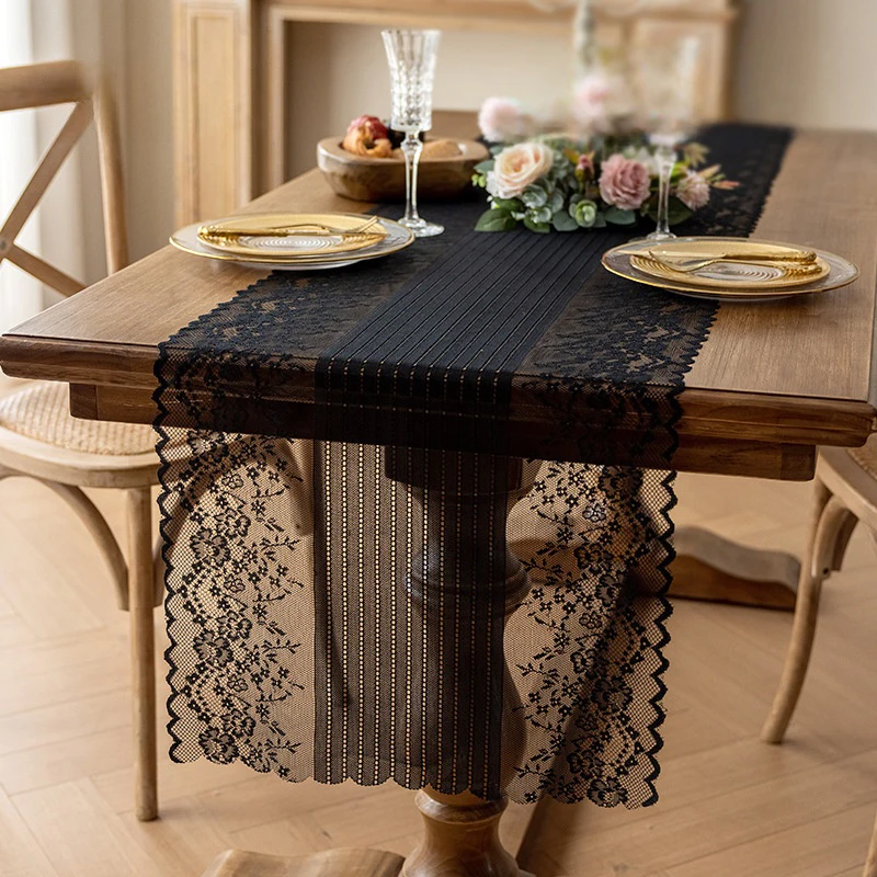 Chemin de table en dentelle – Image 2