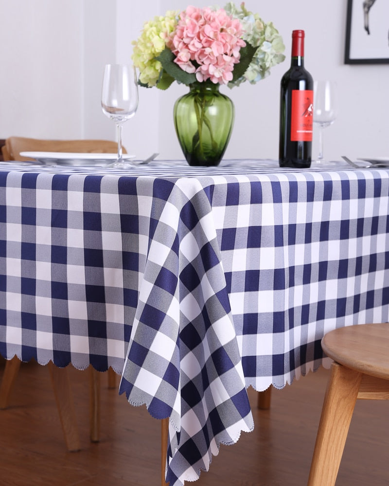 nappe à carreaux bleus et blancs