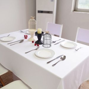 nappe blanche en tissu