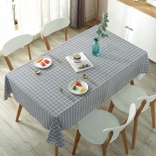 nappe anti tache grise à carreaux