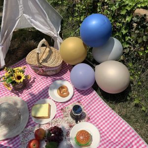 Nappe à carreaux roses pour pique-nique
