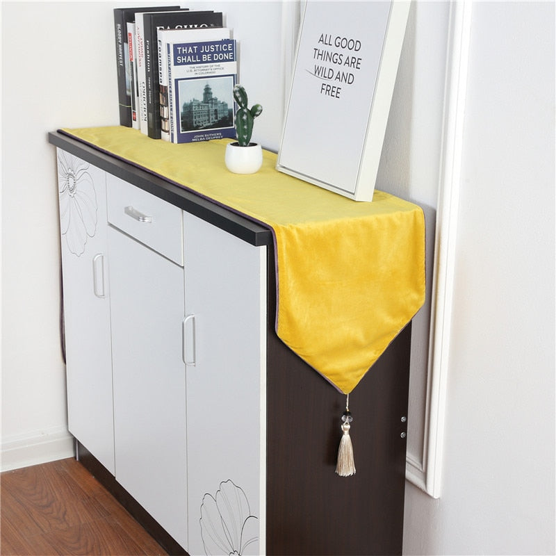 décor élégant avec chemin de table