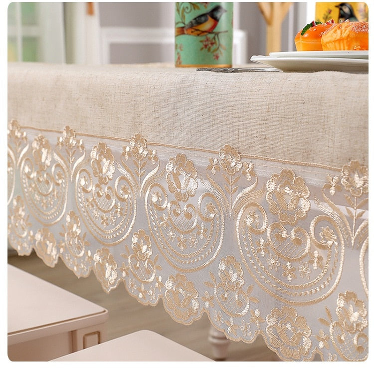 décoration de table avec nappe brodée