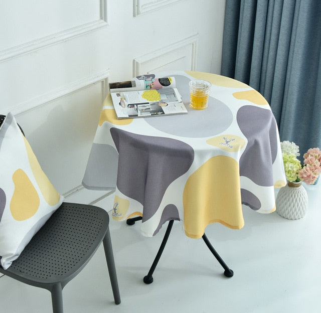 nappe ronde gris clair élégante